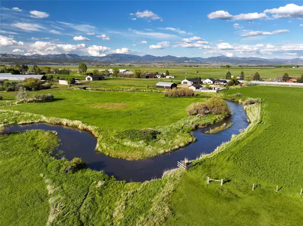 3950 Floweree DR, Helena, MT 59602