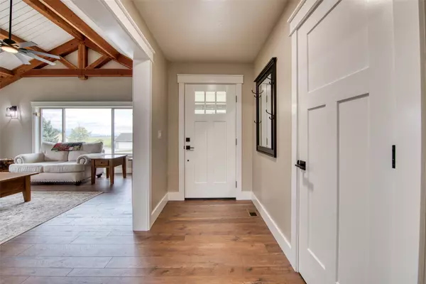 Hamilton, MT 59840,423 Lower Sky WAY