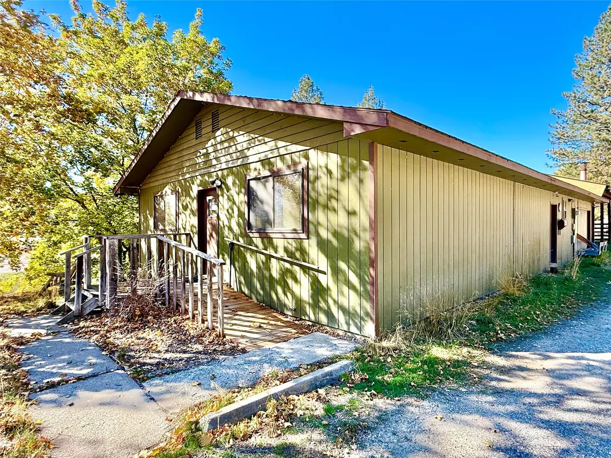 Plains, MT 59859,7273 Mt Highway 200