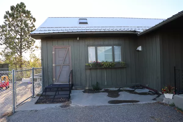 507 Teton AVE, Valier, MT 59486