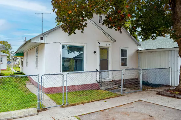 Ronan, MT 59864,414 & 414 1/2 Buchanan ST SW