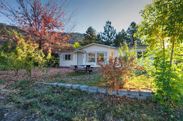 112 Old Milwaukee SPUR, Alberton, MT 59820