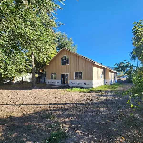 Plains, MT 59859,906 S Fourth AVE