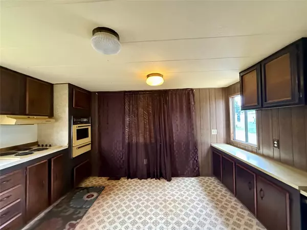 Helena, MT 59602,3375 Wylie DR #4