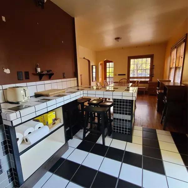 Missoula, MT 59802,1026 Kennett AVE