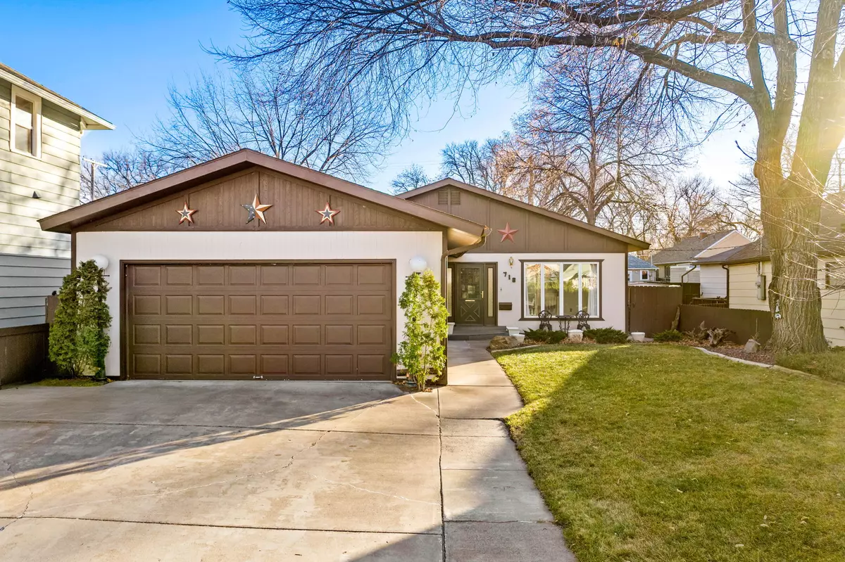 Great Falls, MT 59404,718 1st AVE SW