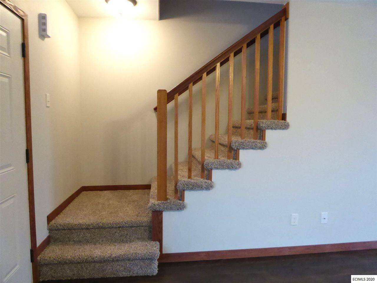 Dubuque, IA 52002,3470 Hillcrest RD