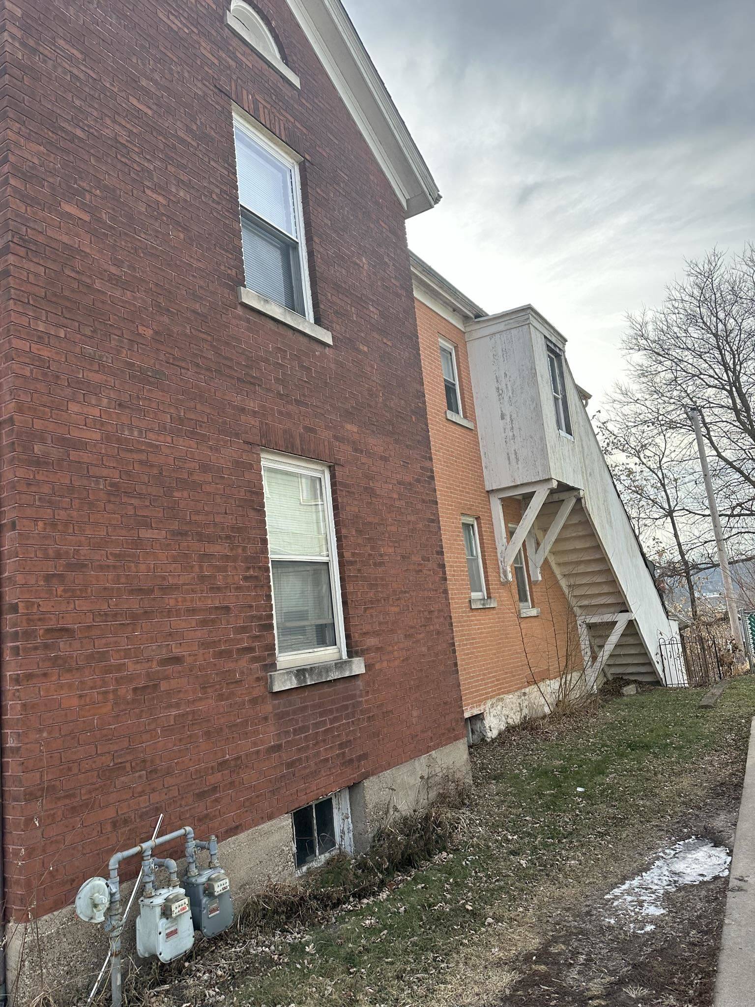 Dubuque, IA 52001,2407 Windsor AVE