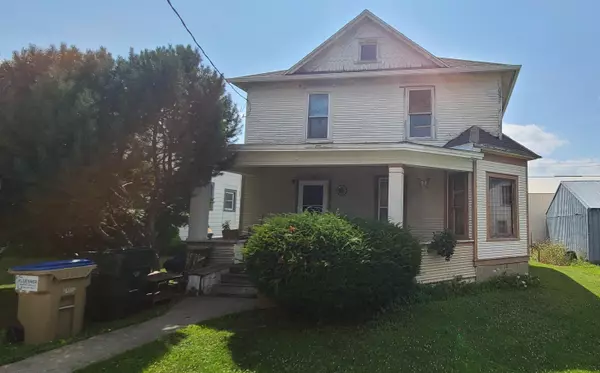 220 Summer ST, Postville, IA 52162