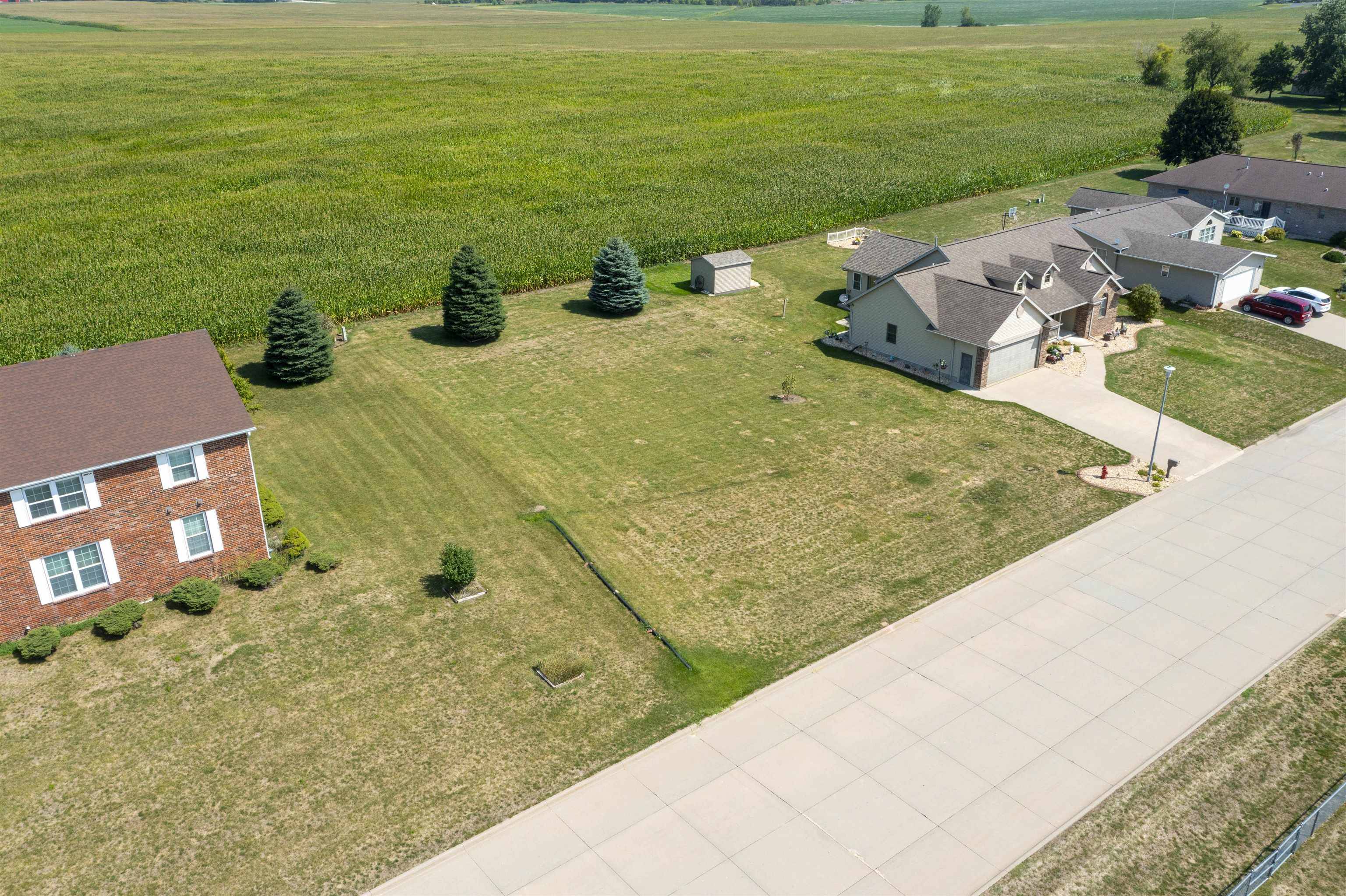 Lot 7 8th Ave NW, Dyersville, IA 52040