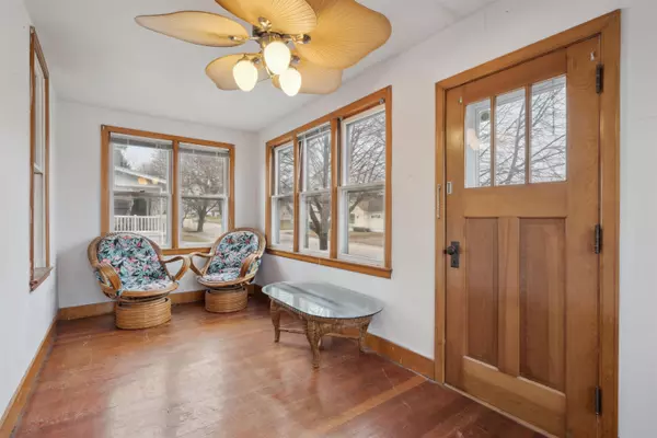 Dyersville, IA 52040,604 6th Ave SE