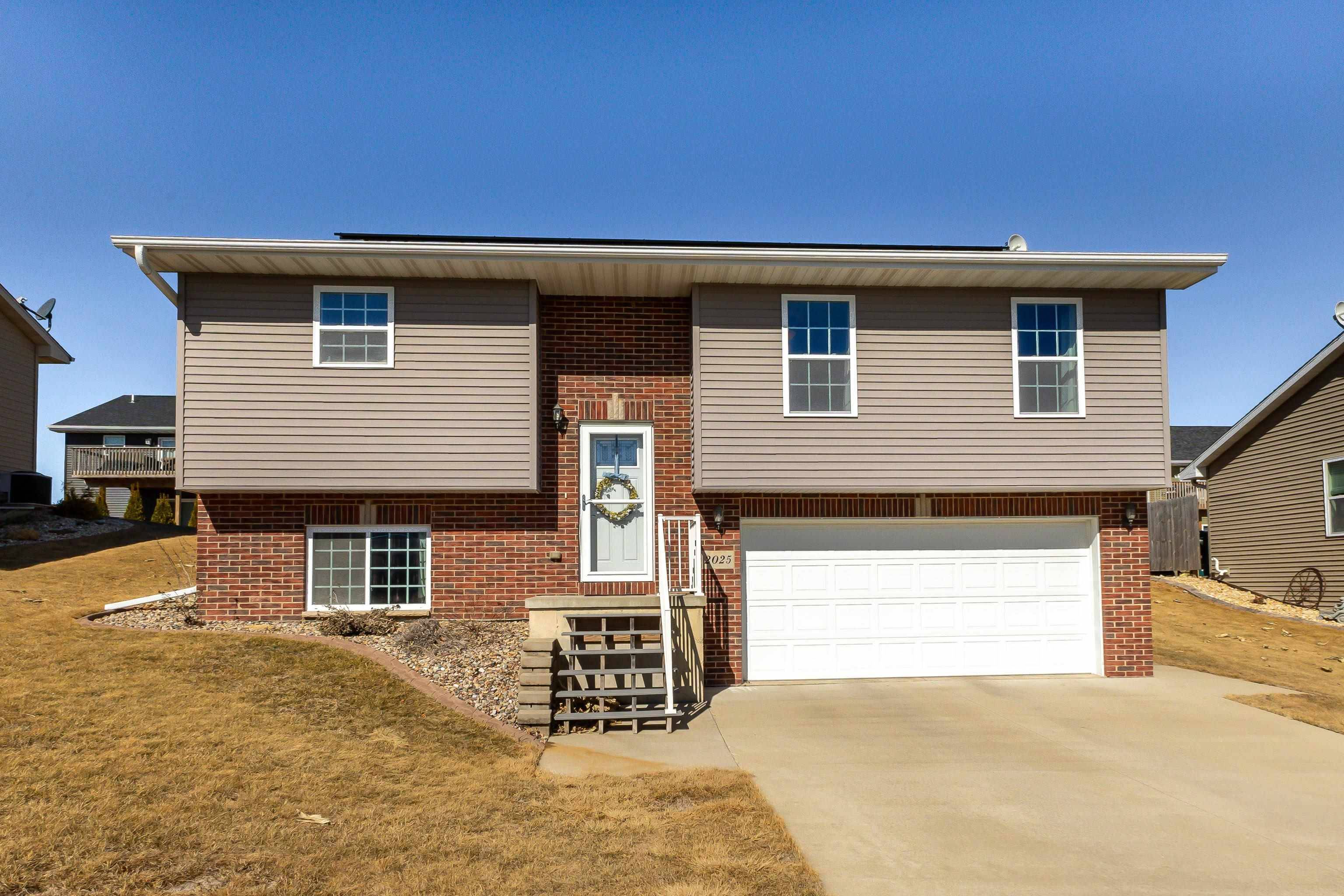 2025 Cobalt CT, Dubuque, IA 52001