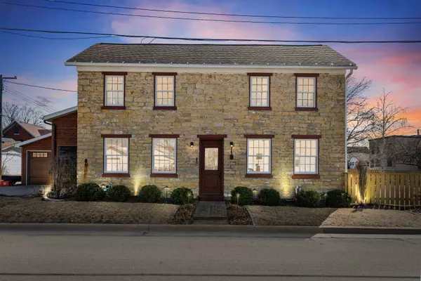 10 China ST, Guttenberg, IA 52052