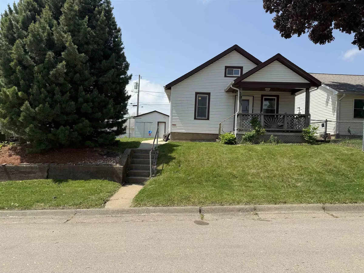 Dubuque, IA 52001,2951 Balke ST