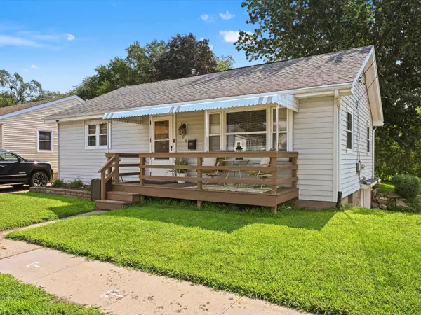 Dubuque, IA 52001,1100 Garfield AVE