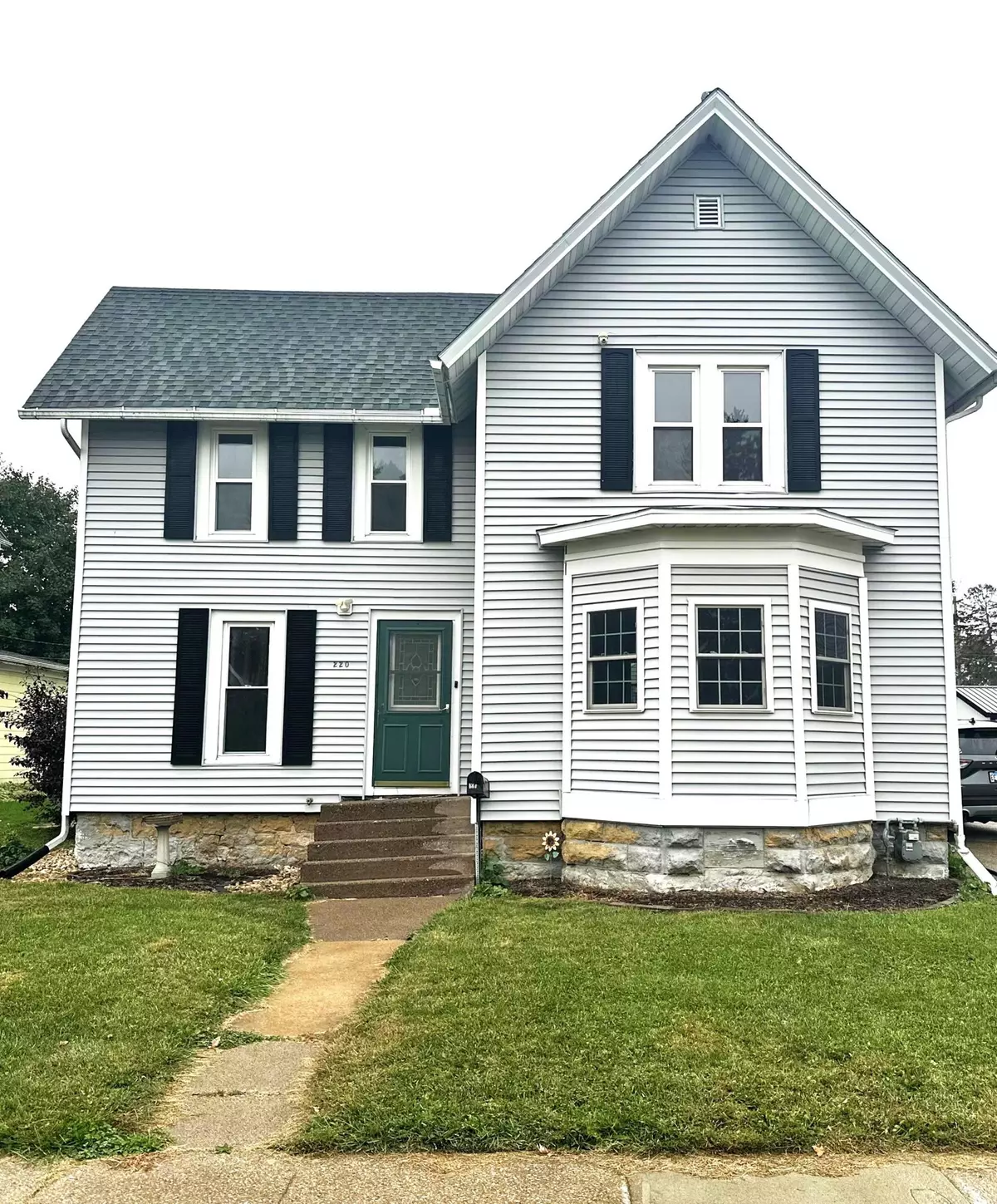 Maquoketa, IA 52060,220 S Matteson ST