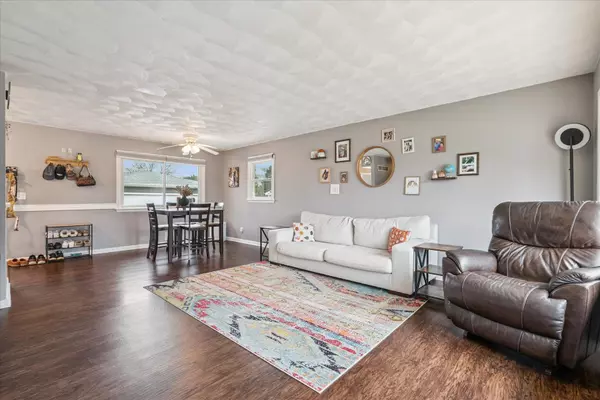 Dubuque, IA 52001,2060 Carter RD