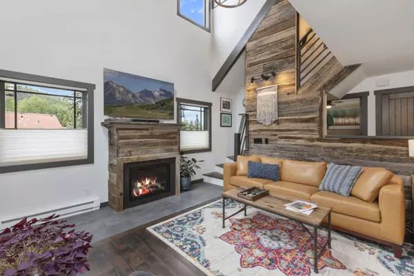 Telluride, CO 81435,37 Hillside LN