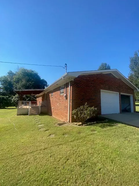 Athens, TN 37303,1677 County Road 560 SE