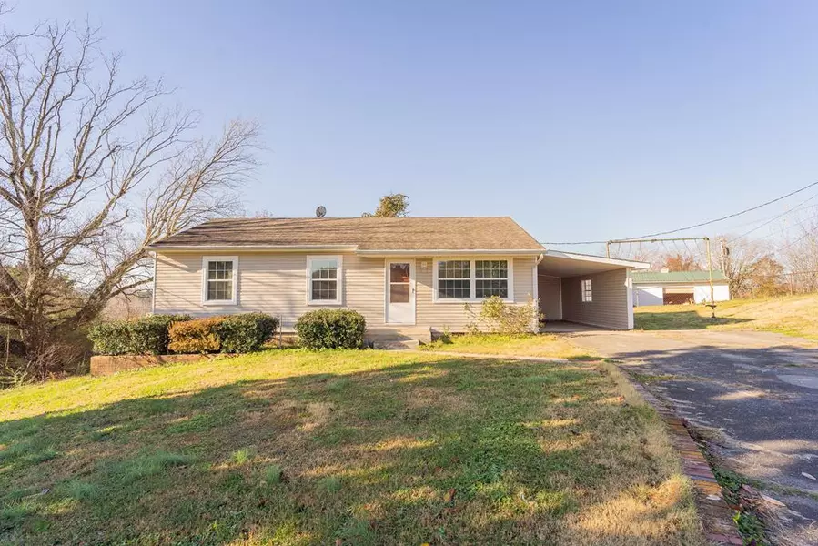 135 Crestview AVE, Calhoun, TN 37309