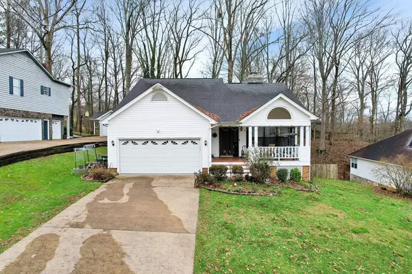 4694 Navaho TRL NW, Cleveland, TN 37312