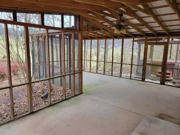 Soddy-daisy, TN 37379,343 Graham RD