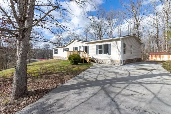 205 Daniel LN SE, Cleveland, TN 37323