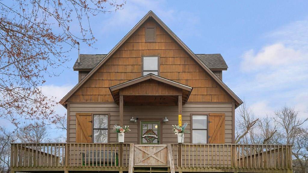 274 Circle R DR, Benton, TN 37307