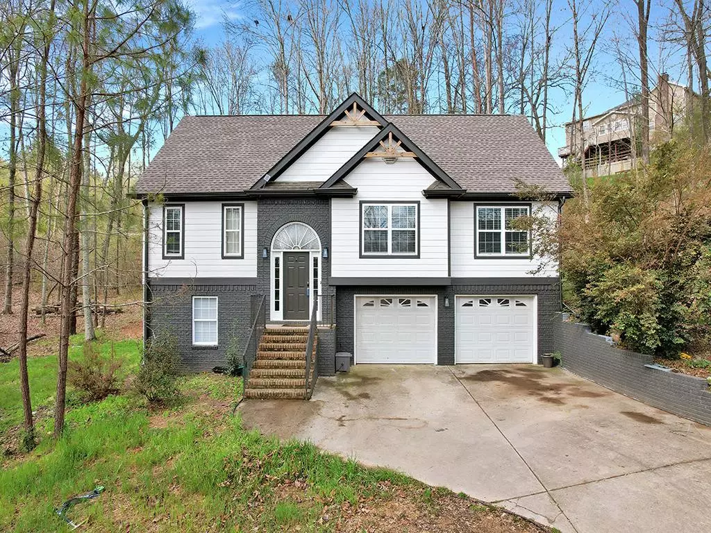 Chattanooga, TN 37421,8743 Crestbrook CIR