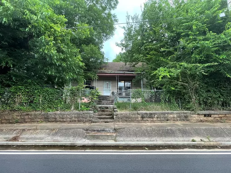 1160 S Ocoee ST, Cleveland, TN 37311