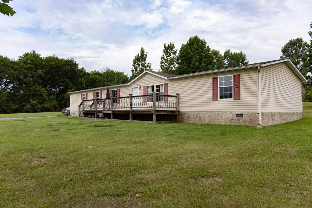 Sweetwater, TN 37874,285 County Road 322