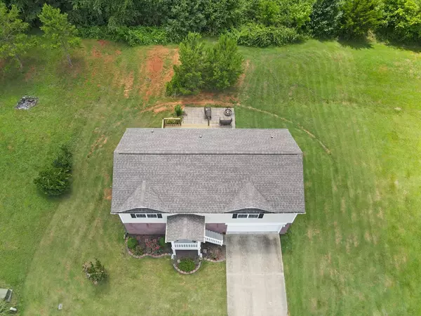 Benton, TN 37307,117 Benjamin PL