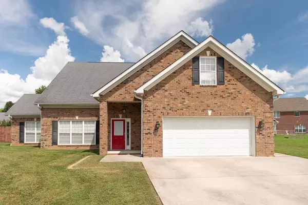 106 Shagbark LN, Oak Ridge, TN 37830