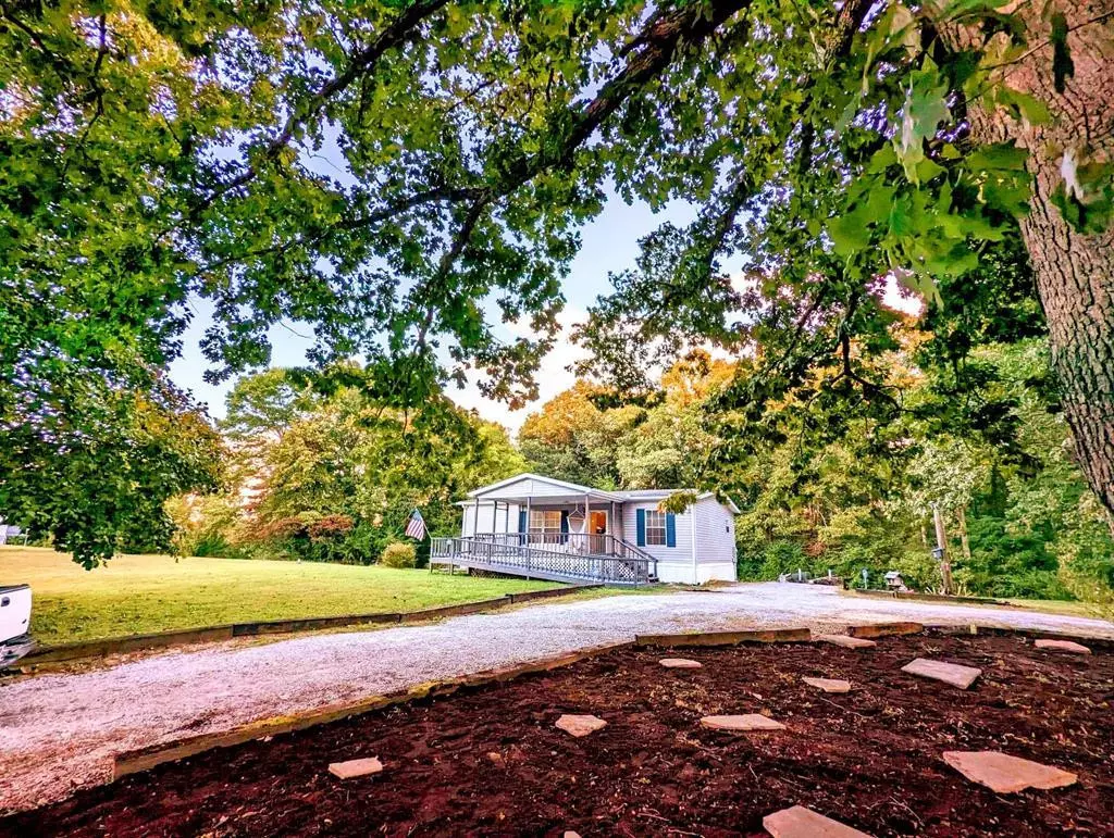 Crab Orchard, TN 37854,1274 Daysville RD