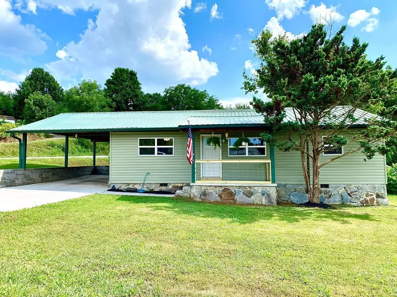 110 Harrison ST, Tellico Plains, TN 37385