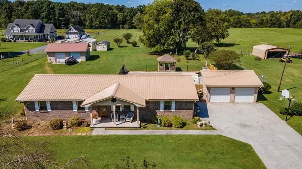 242 Armstrong RD SE,  Cleveland,  TN 37323