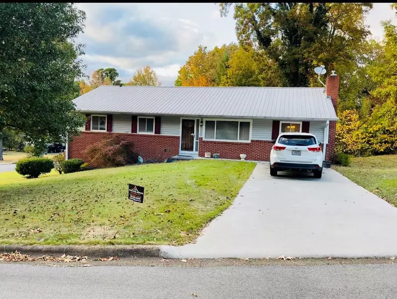 118 Shawnee TRL, Athens, TN 37303