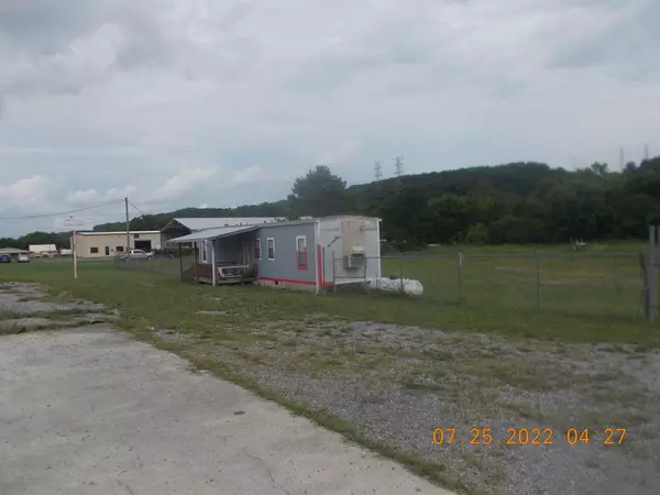 Athens, TN 37303,521 E Avenue,