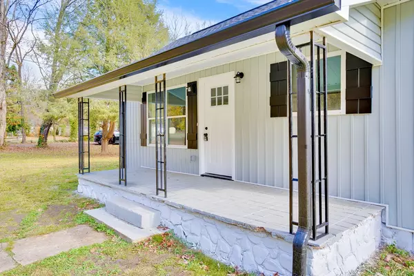 Sale Creek, TN 37373,15002 Back Valley RD