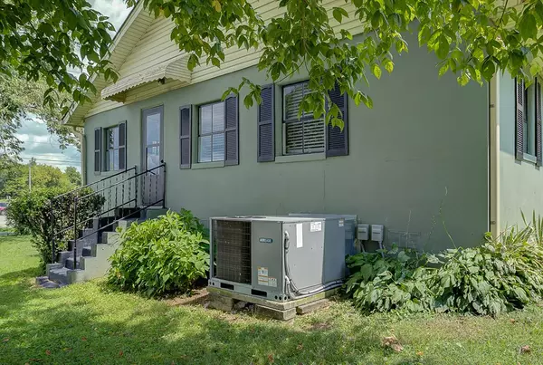 Niota, TN 37826,607 W Farrell ST