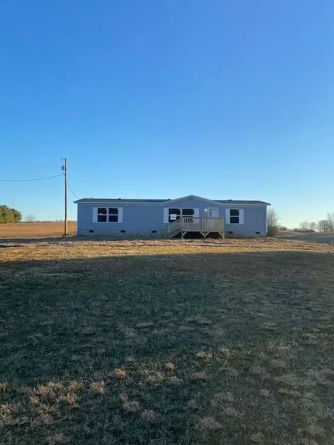 Sweetwater, TN 37874,244 County Road 322