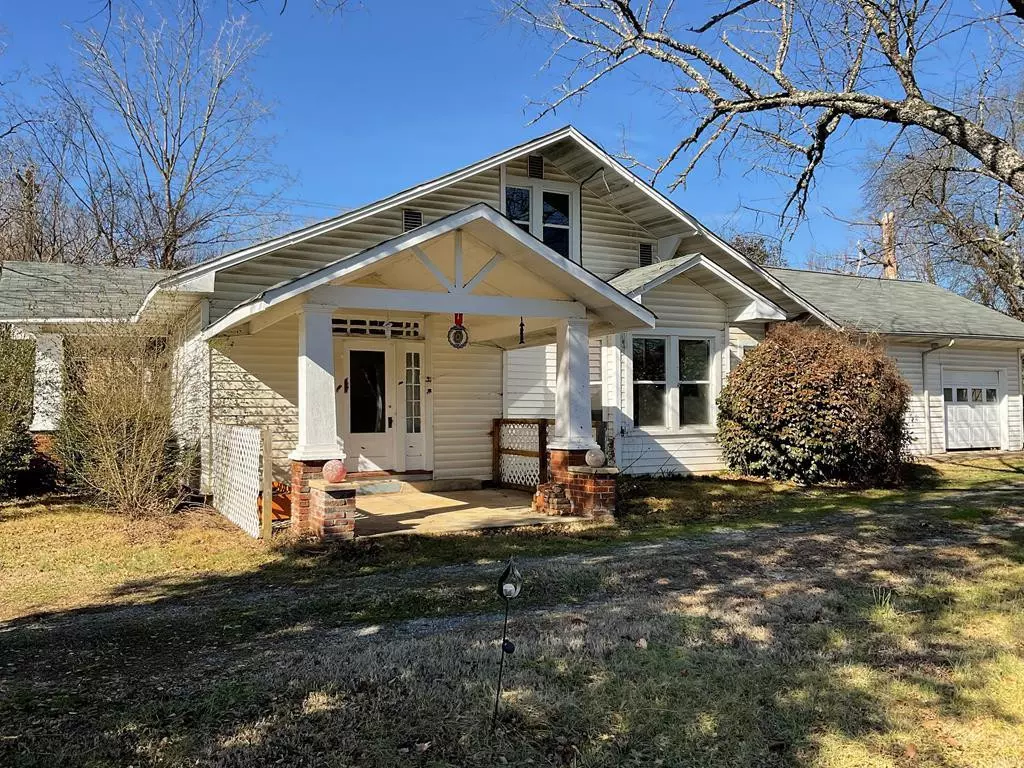 Charleston, TN 37310,105 Cass ST NE