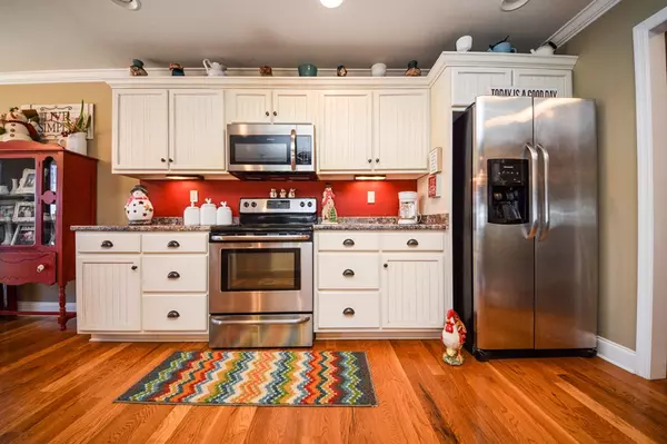 Charleston, TN 37310,330 Moore Circle RD NW