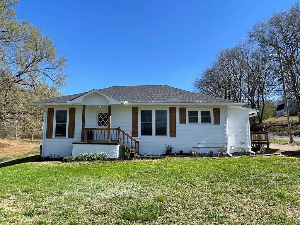 Charleston, TN 37310,265 Scott ST NE