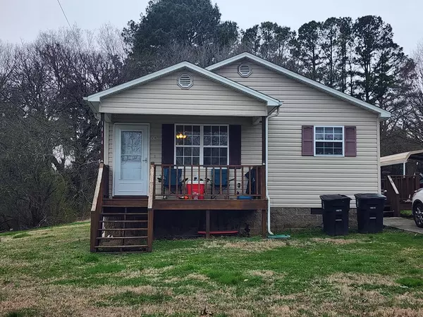 1414 Richardson ST, Athens, TN 37303