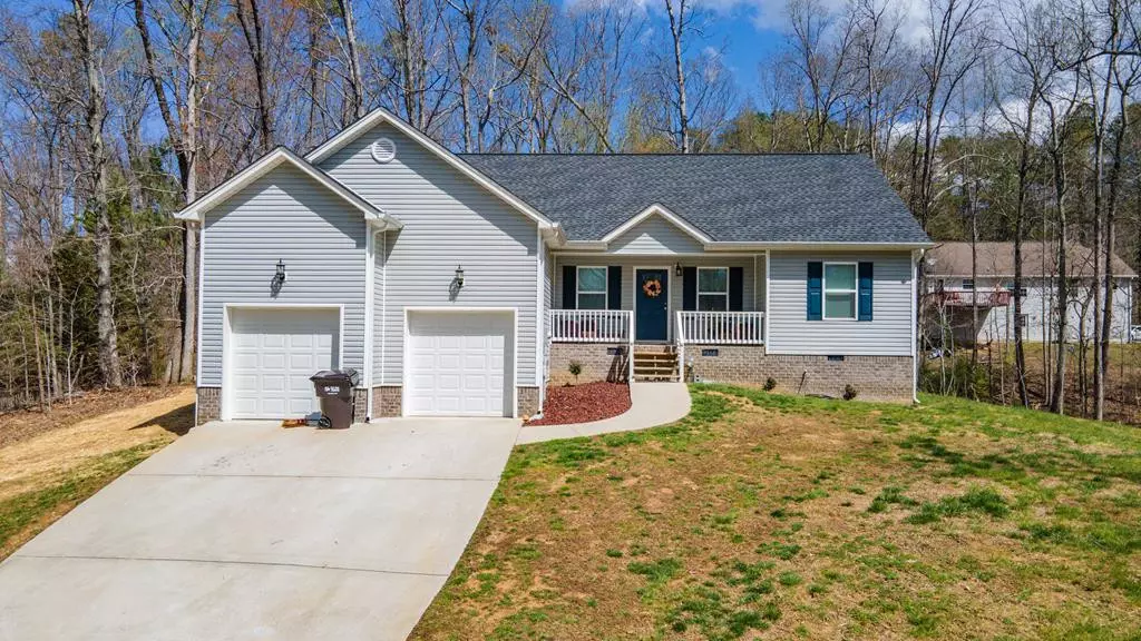 300 Georgetown CIR NW, Cleveland, TN 37312