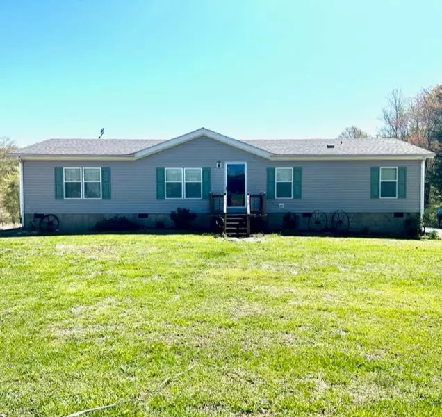 373 County Road 82, Athens, TN 37303