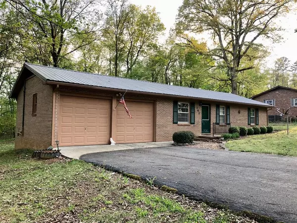 141 County Road 513, Etowah, TN 37331