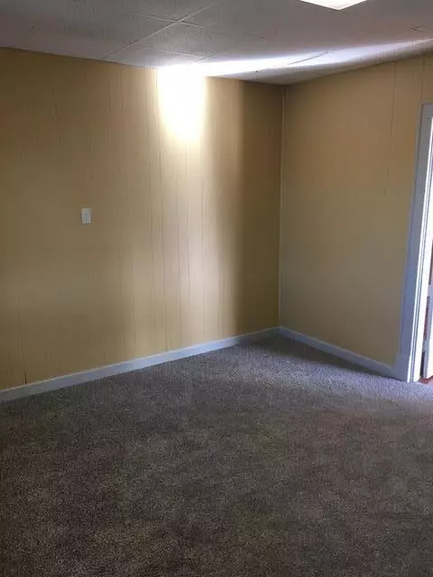 Harriman, TN 37748,611 Queen AVE