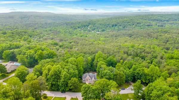 Signal Mountain, TN 37377,66 Cool Springs RD